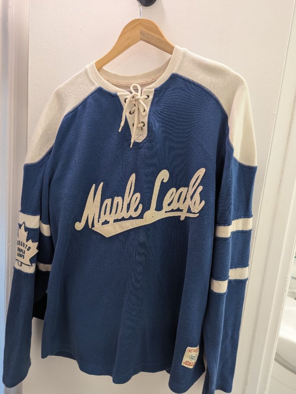 Toronto Maple Leafs Sweater